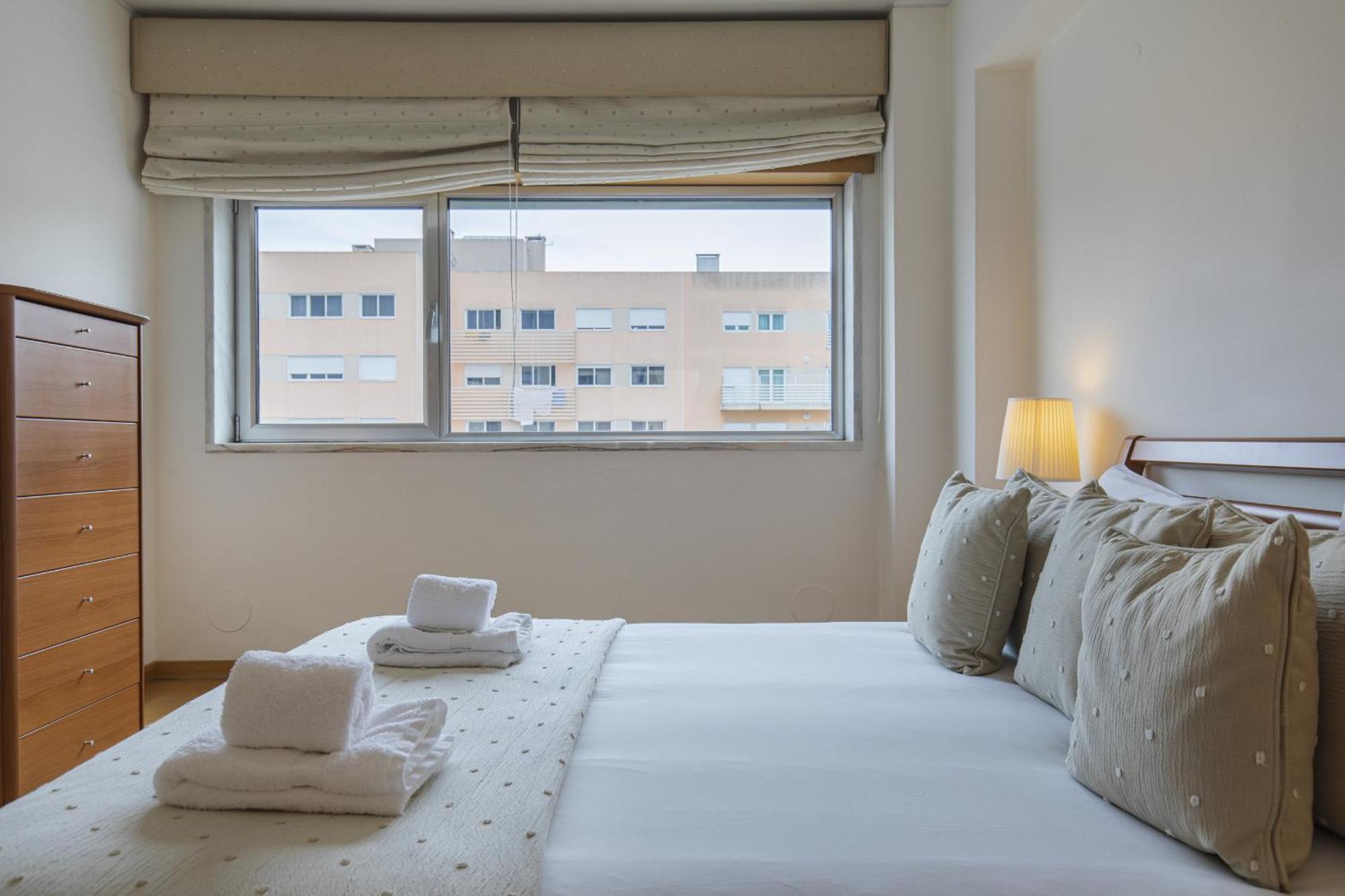 2 Bedroom Large Apartment By Innkeeper Lisboa Eksteriør billede